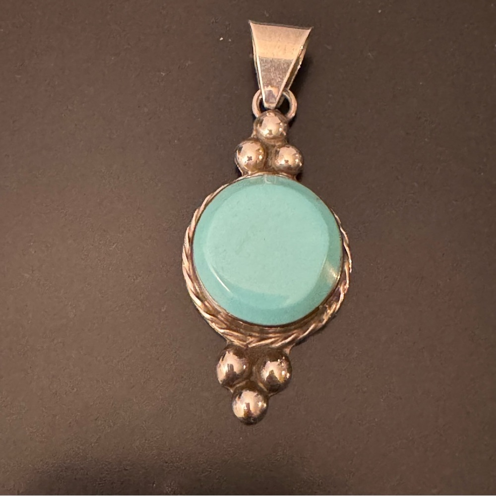 Vintage Sterling Silver and Turquoise Pendant - Picture 5 of 6